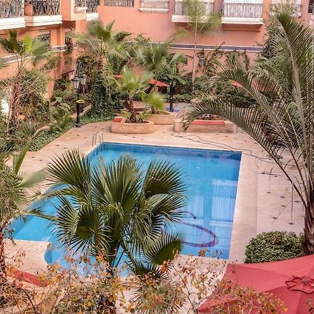 Beautiful, Great Equipped 122 M Holiday Apartment Near Majorelle Garden And Gueliz With Pool Views And A Large Balcony And Terrace Marrákes Kültér fotó