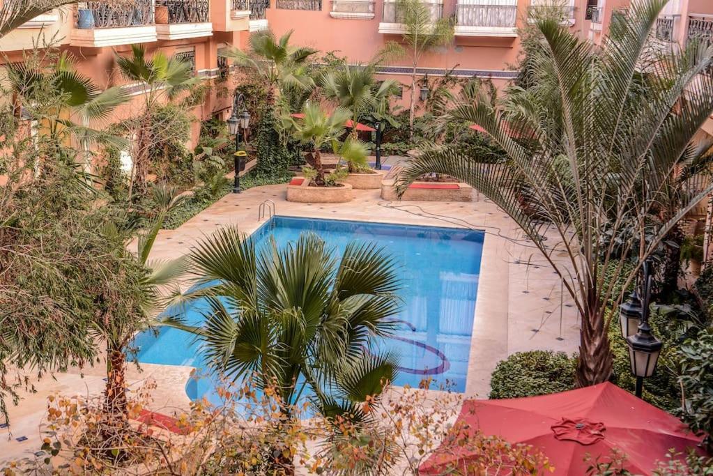 Beautiful, Great Equipped 122 M Holiday Apartment Near Majorelle Garden And Gueliz With Pool Views And A Large Balcony And Terrace Marrákes Kültér fotó