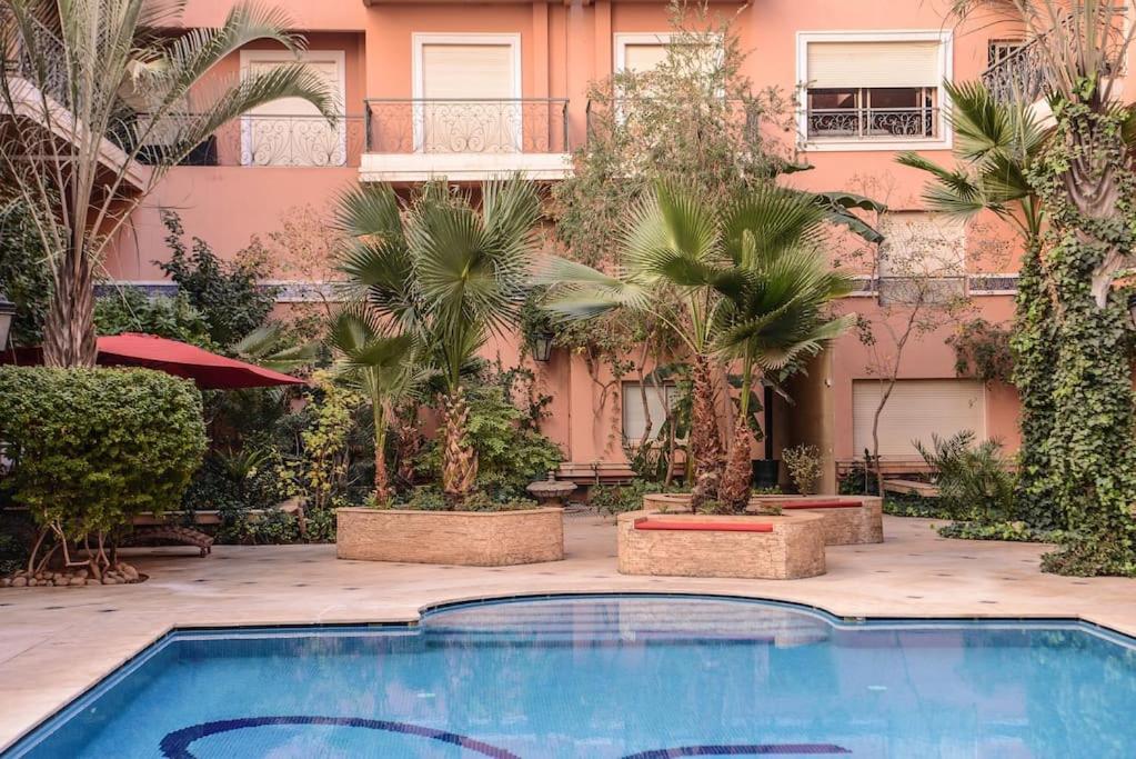 Beautiful, Great Equipped 122 M Holiday Apartment Near Majorelle Garden And Gueliz With Pool Views And A Large Balcony And Terrace Marrákes Kültér fotó
