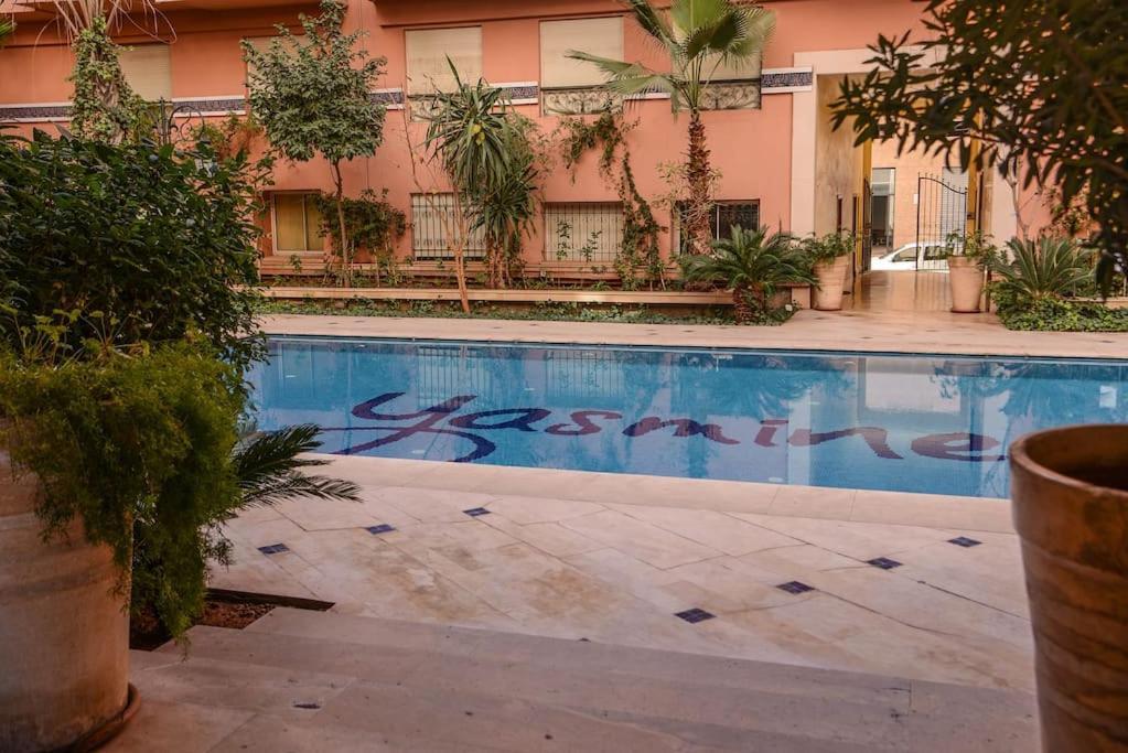 Beautiful, Great Equipped 122 M Holiday Apartment Near Majorelle Garden And Gueliz With Pool Views And A Large Balcony And Terrace Marrákes Kültér fotó